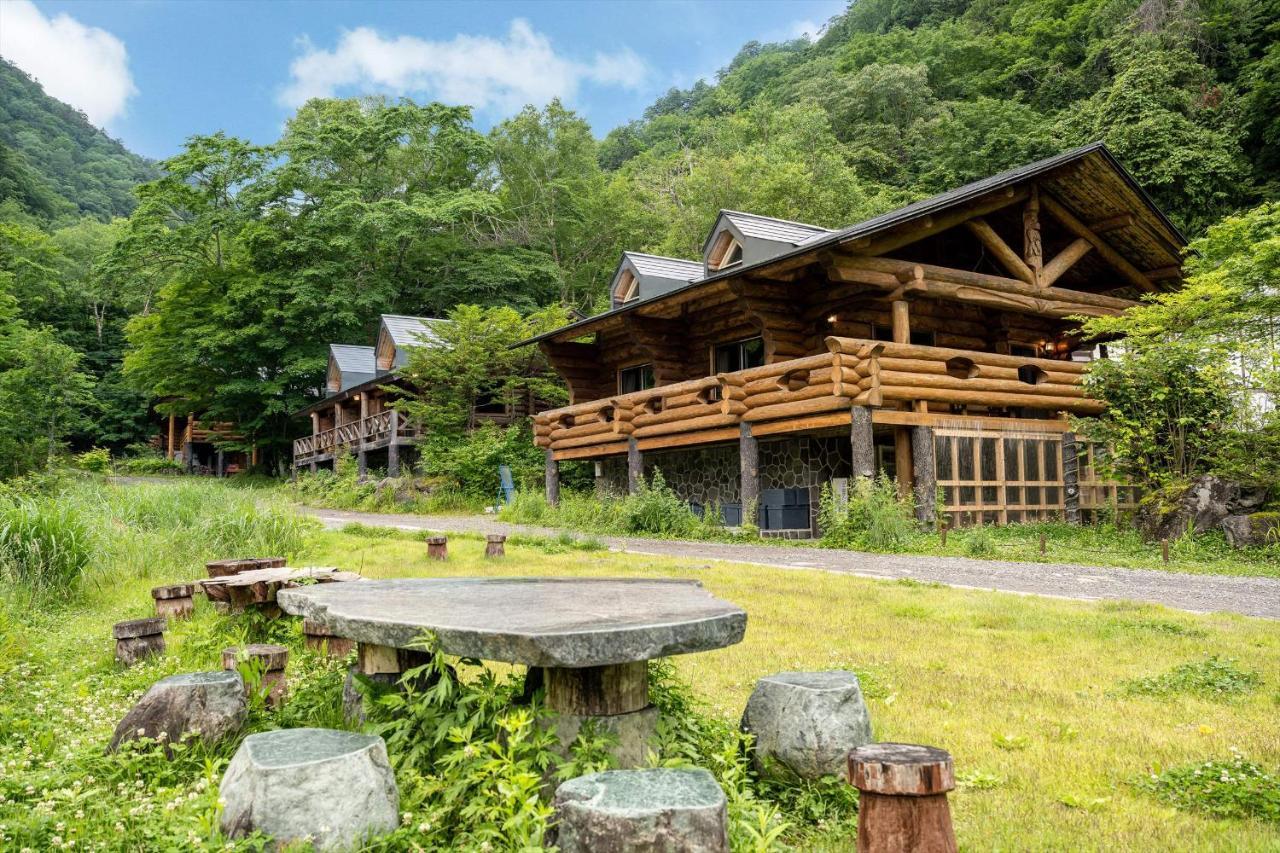 Hacho No Yu Hotel Nikko Bagian luar foto