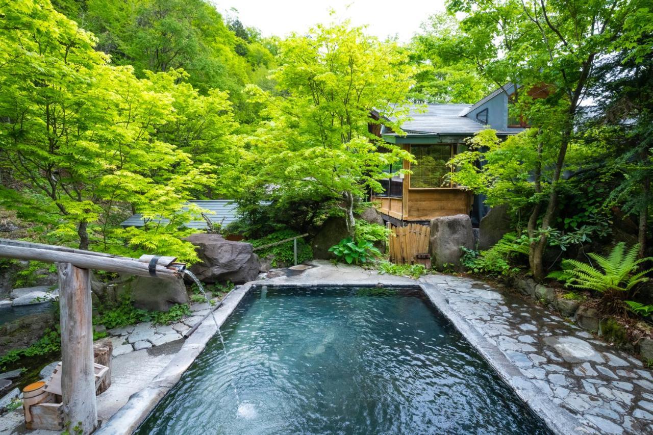 Hacho No Yu Hotel Nikko Bagian luar foto