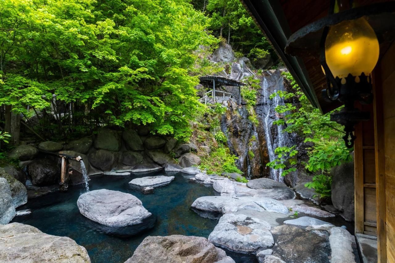 Hacho No Yu Hotel Nikko Bagian luar foto